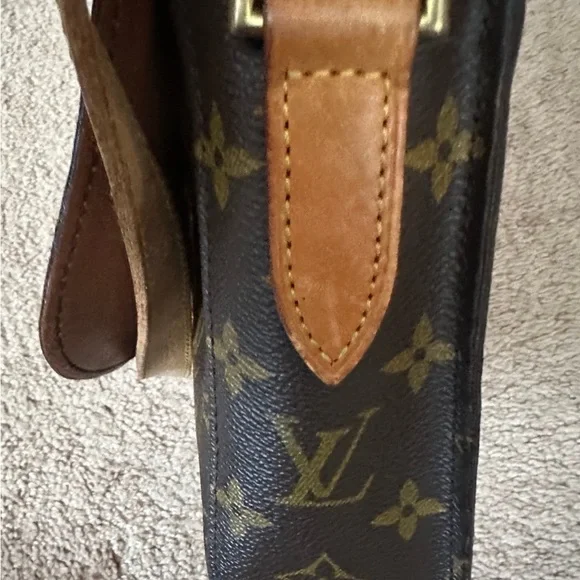 Authentic Louis Vuitton Brown Monogram Crossbody Bag - Picture 9 of 10
